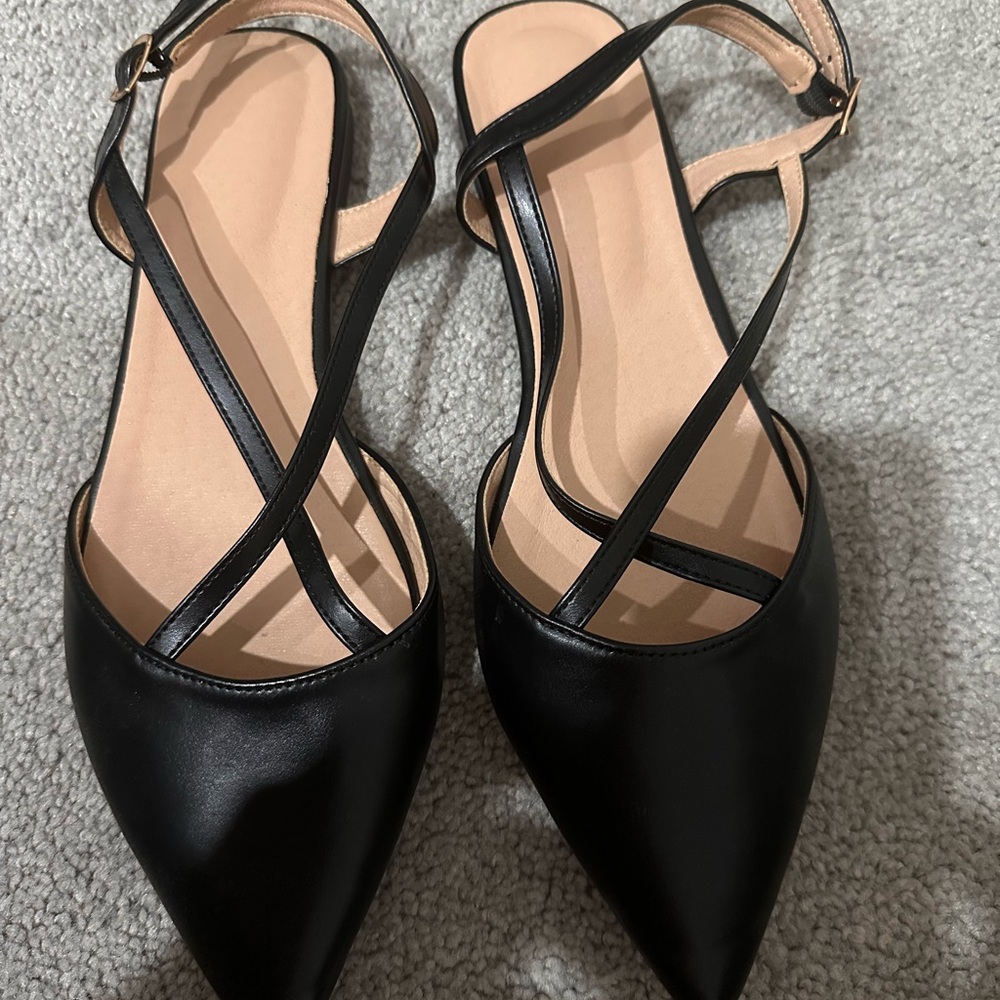 Elegant Black Strappy Women's Flats